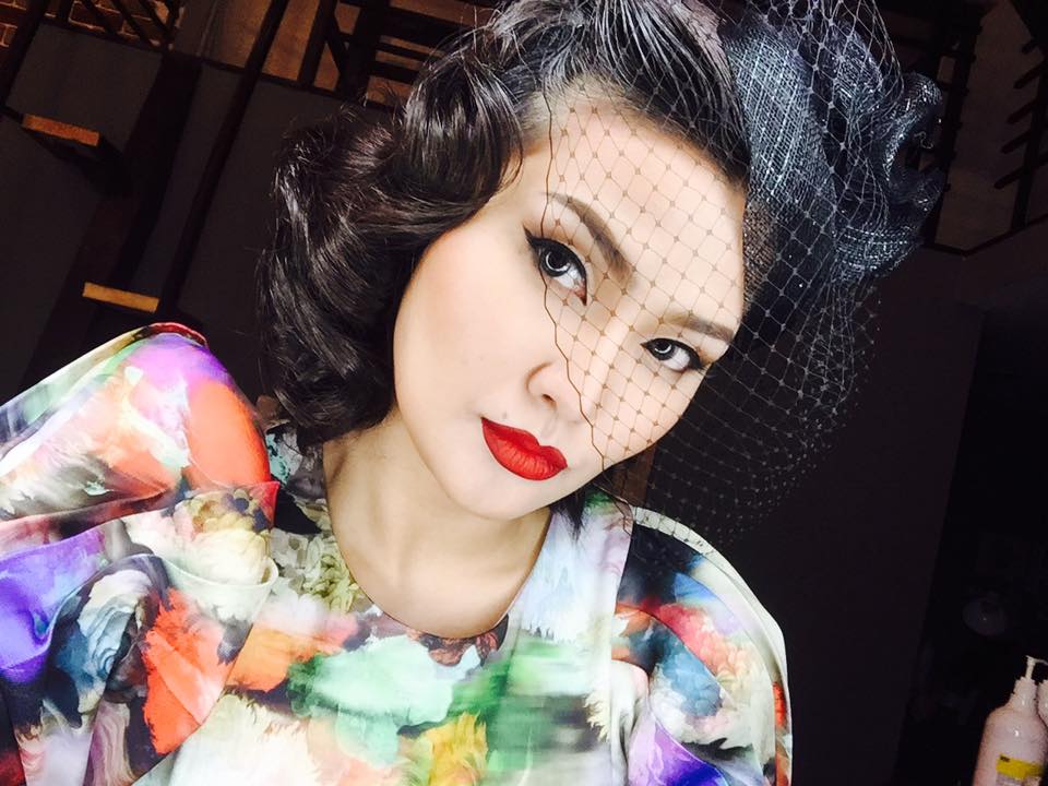 Зураг шиг Б.Хулангийн “дэгжин гоёл”